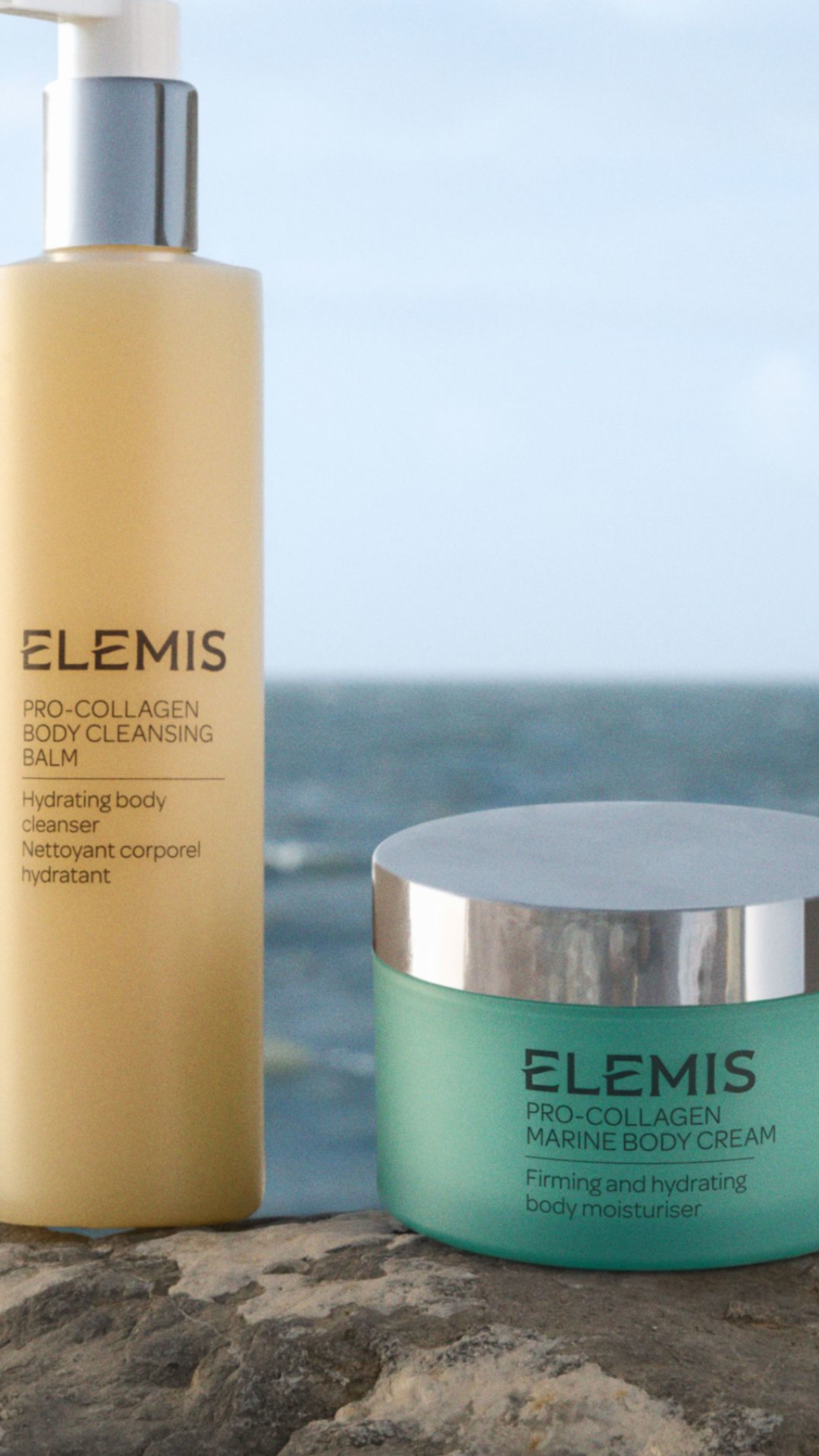 Bálsamo limpiador corporal Pro-Collagen y Muscle Cool Cream de Elemis en agua poco profunda con ondas.