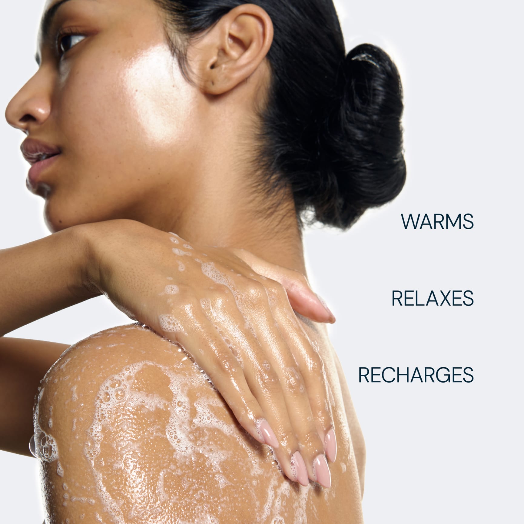 AchingMuscleSuperSoak_Keybenefit_Model