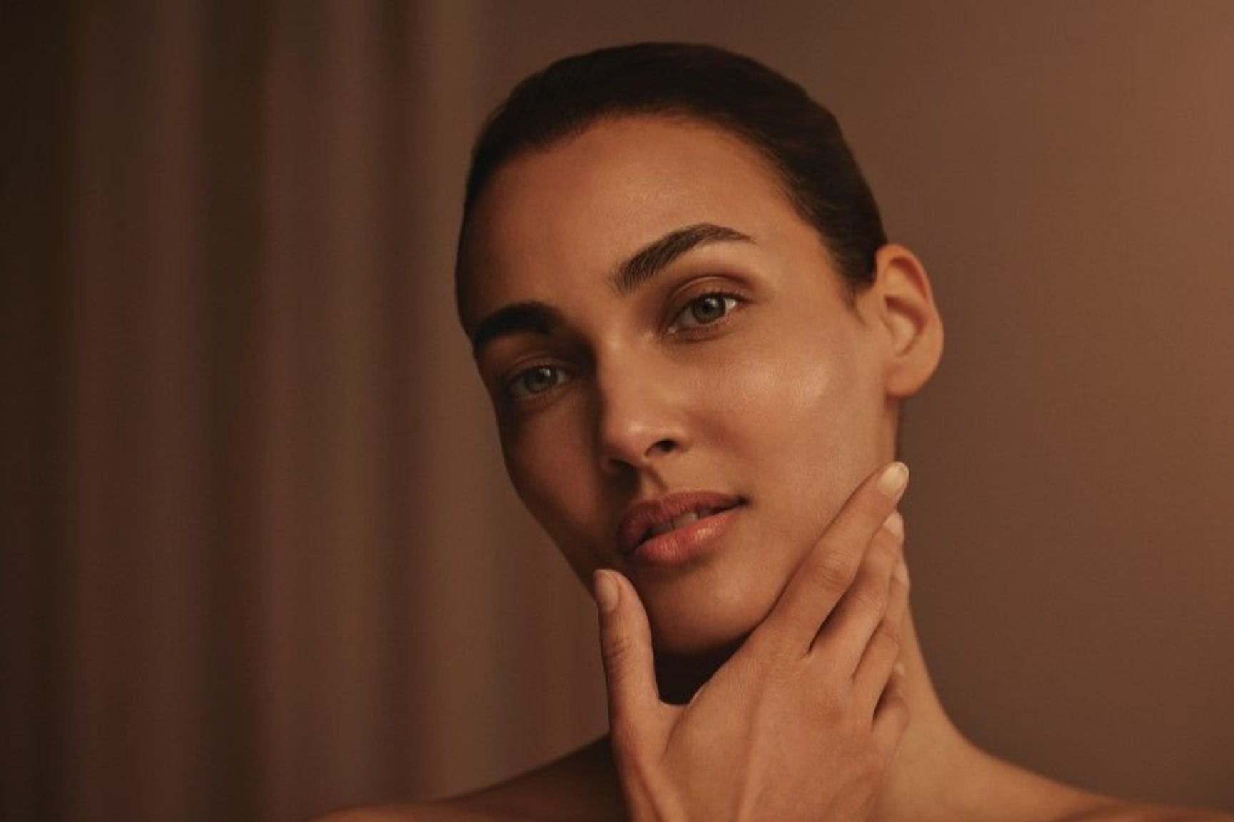 How To Relax and Unwind With an At-Home Face Massage