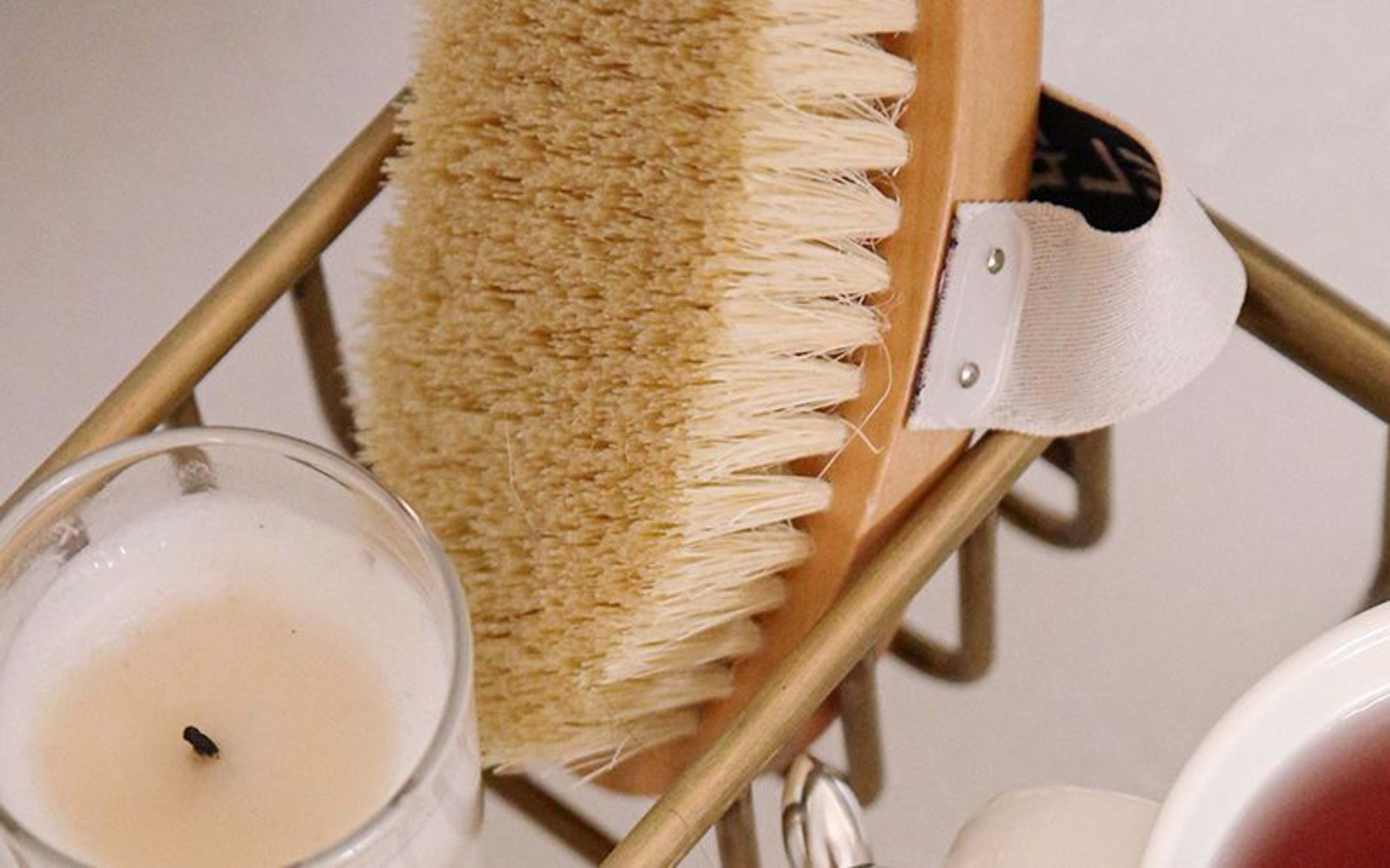The Benefits of Dry Body Brushing