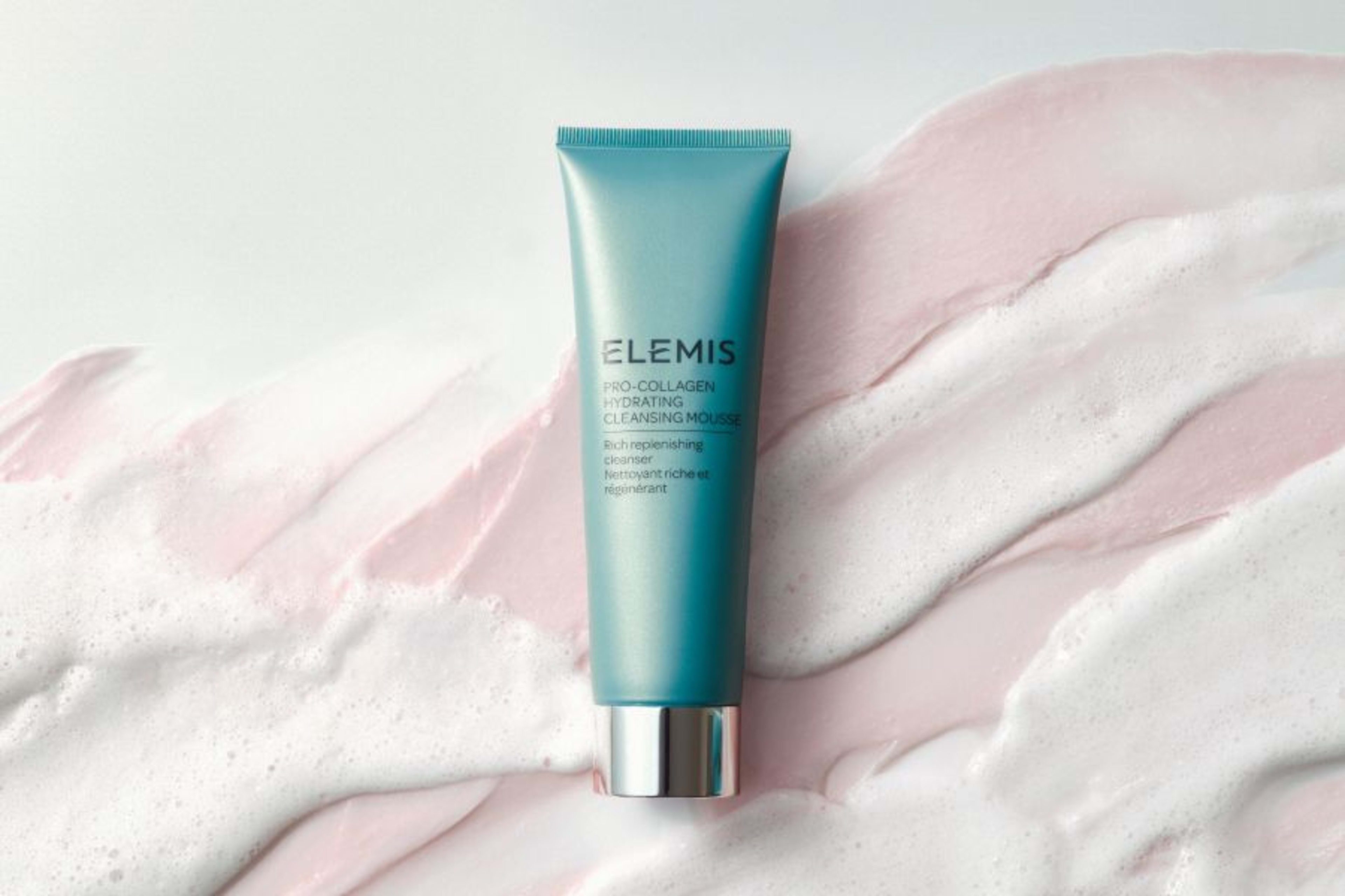 New Pro-Collagen Hydrating Cleansing Mousse: Cloud-Like Cleansing